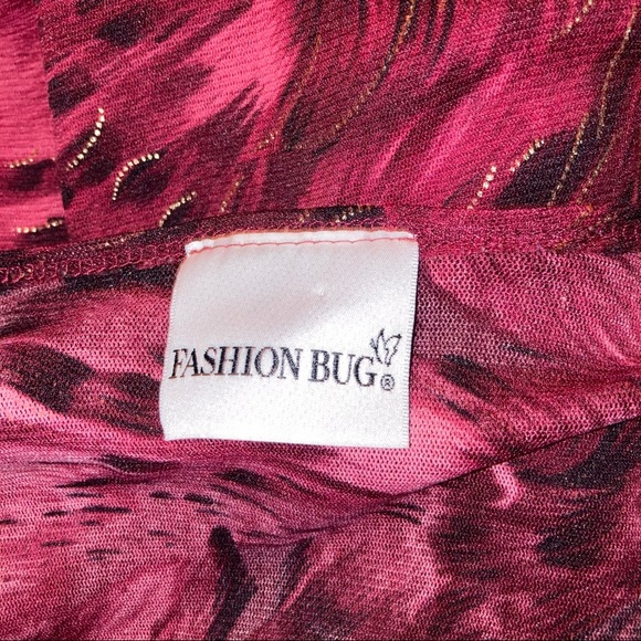 Red scoop neck long sleeve shirt - Picture 5 of 5